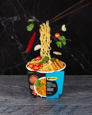 Indulge in bold, mouthwatering flavors with our Singapore Chili Crab noodle bowl! 🍜🔥 This dish delivers an explosion of taste straight from Singapore’s vibrant street food scene! 

Would you give it a try? 😋 Shop at your local Independent Supermarket today!
